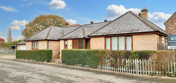 Detached bungalow for sale in Rookery Close, Gillingham SP8