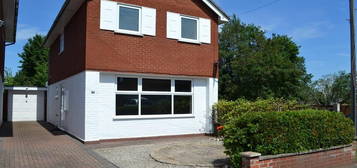 3 bedroom detached house to rent