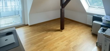 Gemütliche 2.5-Zimmer-Wohnung mit großem Südbalkon am Waldrand