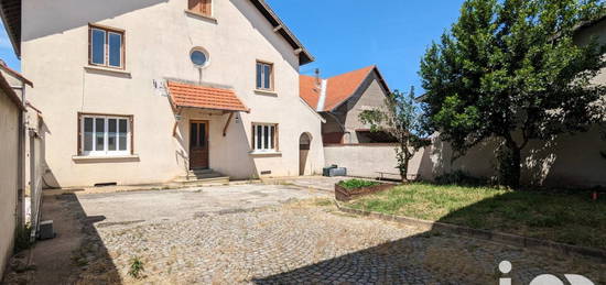 Demeure 2 étages  à vendre, 5 pièces, 4 chambres, 165 m²