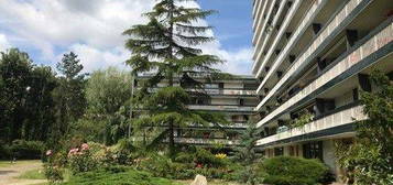 Très bel appartement Boulogne- calme et verdure- proche OCDE