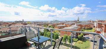 Flat for sale in Gunwharf Quays, Portsmouth PO1