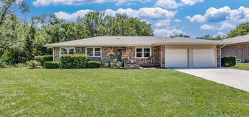 648 N Parallel Dr, Andover, KS 67002