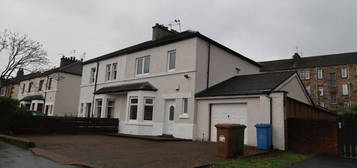 3 bed detached house to rent