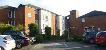 Flat to rent in Apna Ghar Court, Bishopstone Road, Gloucester GL1