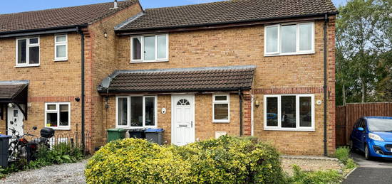 Terraced house to rent in Teal Close, Westbury, Wiltshire BA13