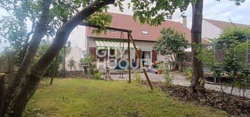 LOCATION : maison T7 (175 m²) à CHAMPIGNY SUR MARNE