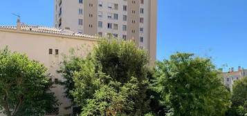 Très bel appartement lumineux-copropriété fermée -calme-parking- cave- proximité L2 13009 Marseille