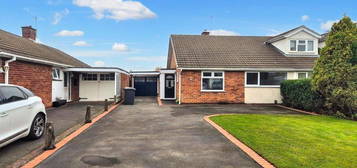 Semi-detached bungalow to rent in Peake Avenue, Nuneaton CV11