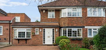 4 bedroom semi-detached house for sale