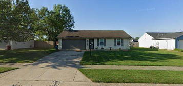 1319 Ashville Dr, Huntertown, IN 46748