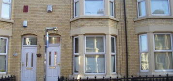 4 bed shared accommodation to rent