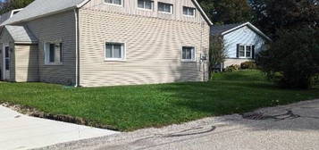 53 Heights Ave Unit 2, Northfield, OH 44067