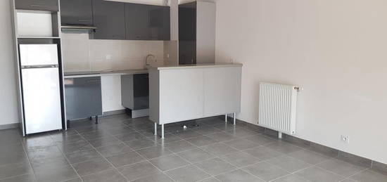 Location appartement 3 pièces 64 m²