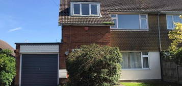 3 bedroom semi-detached house