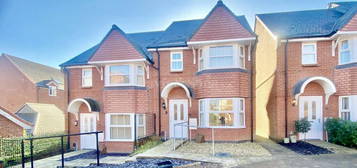 3 bedroom semi-detached house