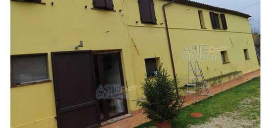 Appartamento all'asta in via Saline, 222