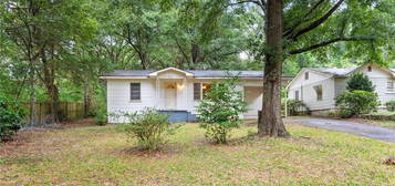 1513 Northview Dr, Mobile, AL 36618