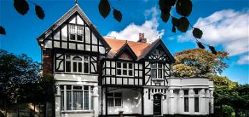 Flat for sale in Beacon Road, Crowborough TN6