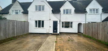 6 bedroom terraced house