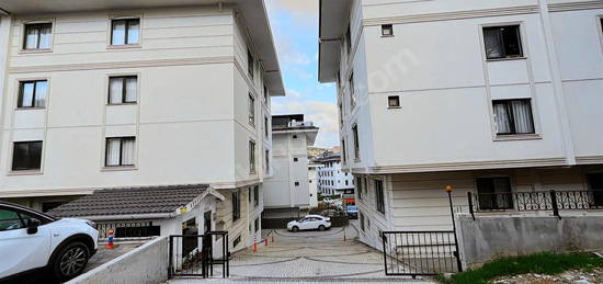 ÜSKÜDAR BURHANİYE MAH 2+1 SATILIK DAİRE