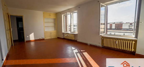 QUARTIER HAUT VICTOR HUGO - APPARTEMENT T2 DE 38 M2 AVEC CAV