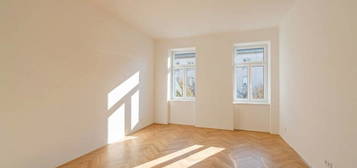 +.+NEU+.+ Großartiger 2-Zimmer Altbau-Erstbezug mit Balkon!