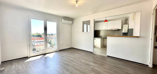 Appartement  à vendre, 3 pièces, 2 chambres, 60 m²