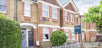 Maisonette for sale in Niton Road, Kew, Richmond TW9