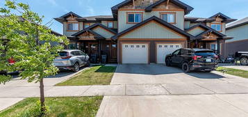 4251 N 41st St #8, Lloydminster, SK S9V 2H6