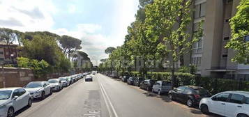 Monolocale viale dell'Umanesimo, Eur, Roma