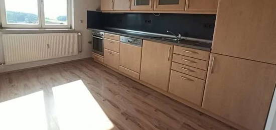 3 Zi 70 m² Wohnung Kirchberg/Schönberg, Bad neu, Kamin, Stellplatz, EBK