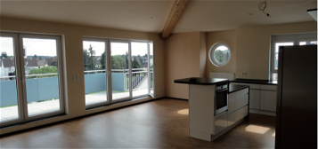 Exklusive Penthouse-Wohnung in ruhiger Lage