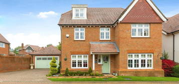 5 bedroom detached house for sale