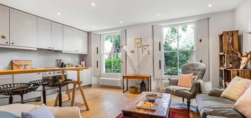 Flat for sale in Hilldrop Road, Tufnell Park, London N7