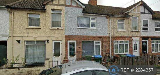 2 bedroom terraced house