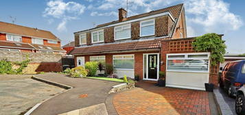 3 bed semi-detached house for sale