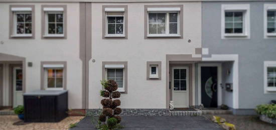 Modernes und gepflegtes Reihenmittelhaus mit großer Terrasse in ruhiger Lage