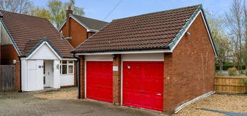 2 bedroom detached house for sale