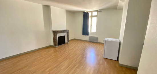 Appartement  à louer, 2 pièces, 1 chambre, 47 m²