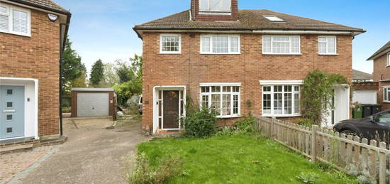 4 bed semi-detached house for sale