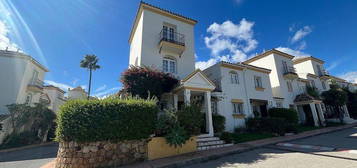 Casa en calle Moraleja, El Padrón - El Velerín - Voladilla, Estepona