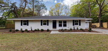 1432 Polaris Dr, Mobile, AL 36693