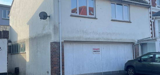 Flat to rent in Curledge Street, Paignton TQ4