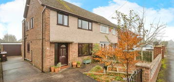 3 bedroom semi-detached house for sale