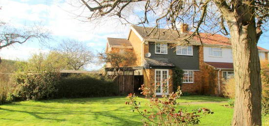 4 bedroom semi-detached house