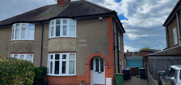 3 bedroom semi-detached house