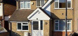 5 bed semi-detached house to rent