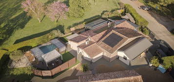 Maison  à vendre, 5 pièces, 4 chambres, 211 m²