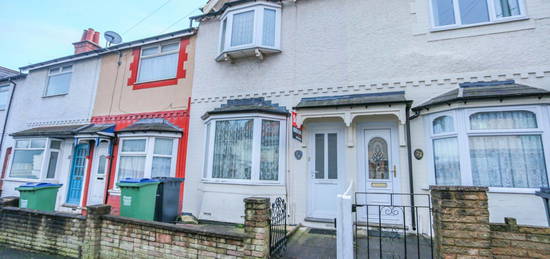 2 bed terraced house to rent